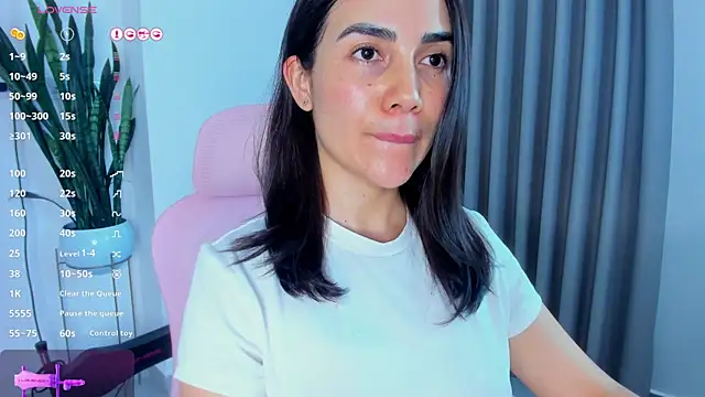 sara ospina22 online show from July 10, 3:58 pm