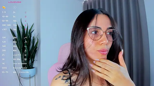 sara ospina22 online show from July 22, 7:27 pm