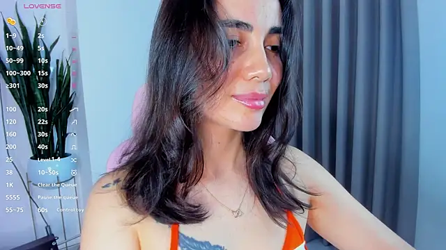 sara ospina22 online show from August 6, 9:49 pm