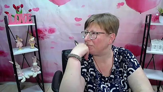 RadaChudna online show from May 25, 12:33 pm