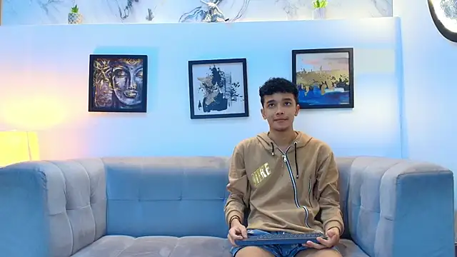 YOUNG BOYS HELL online show from April 1, 1:17 am