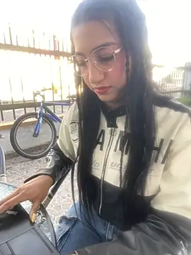 Daniela Pink online show from May 15, 11:50 am