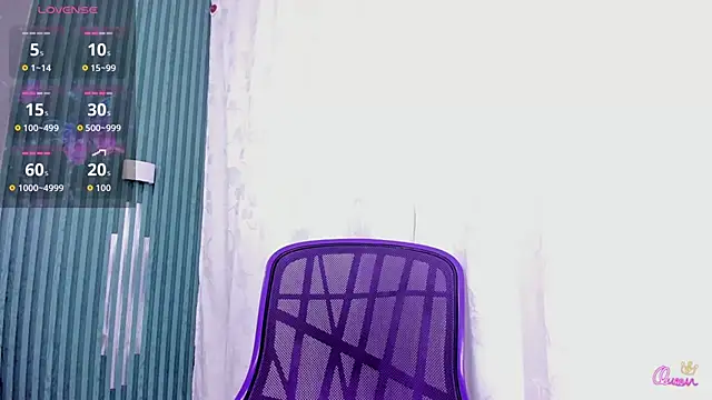 Daniella Wildx online show from April 13, 9:53 pm