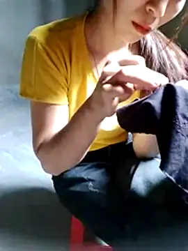 Thobaby112 online show from April 17, 9:45 am