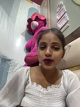 samayra1144 online show from May 7, 9:31 pm