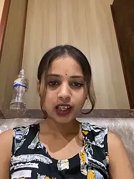 samayra1144 online show from May 25, 8:09 am