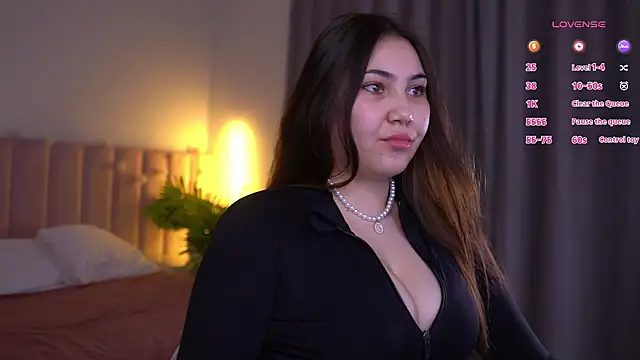 Lina Loon online show from March 7, 4:04 pm