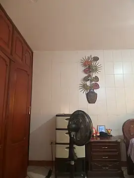 Valentinacouple online show from July 7, 4:55 pm