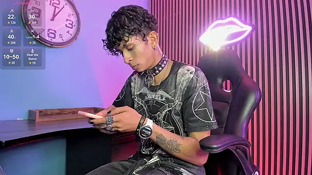 Maximoking26 online show from March 14, 3:12 am