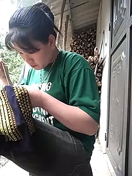 Snapshot of Baby_flower_1 chatting on February 22, 12:56 am Baby flower 1 online show from February 22, 12:56 am