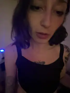 FrutillitaXX online show from August 2, 2:43 am