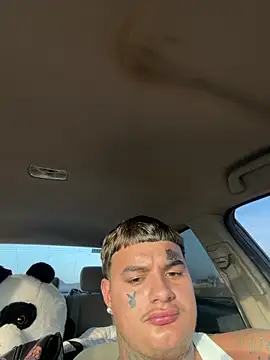 Snapshot of BigdaddyFabian chatting on February 25, 1:54 pm BigdaddyFabian online show from February 25, 1:54 pm