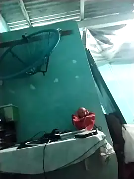 Snapshot of Tukutwo chatting on April 6, 12:19 am Tukutwo online show from April 6, 12:19 am