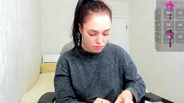 Snapshot of milkbrownn chatting on February 20, 6:26 am milkbrownn online show from February 20, 6:26 am