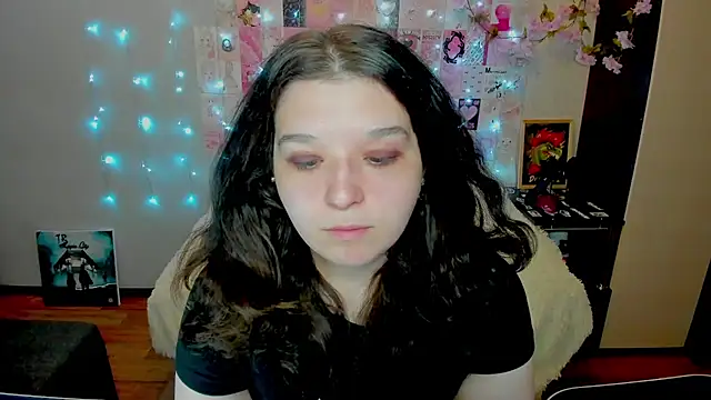 Snapshot of Kate_Acid chatting on June 9, 12:11 am Kate Acid online show from June 9, 12:11 am
