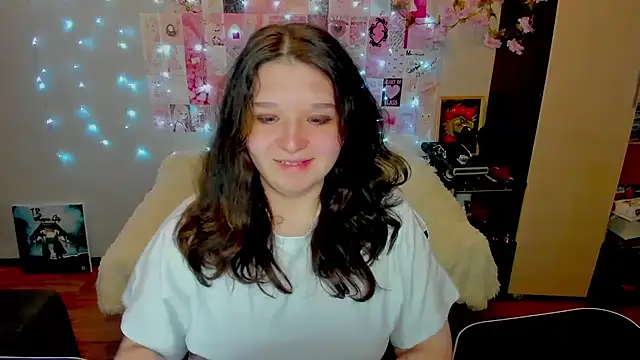 Snapshot of Kate_Acid chatting on July 7, 11:53 pm Kate Acid online show from July 7, 11:53 pm