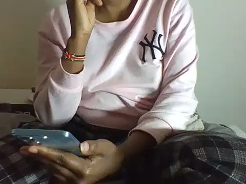 Solayadiva online show from April 3, 1:42 pm