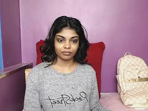 Snapshot of indianicon23 chatting on April 22, 6:05 am indianicon23 online show from April 22, 6:05 am