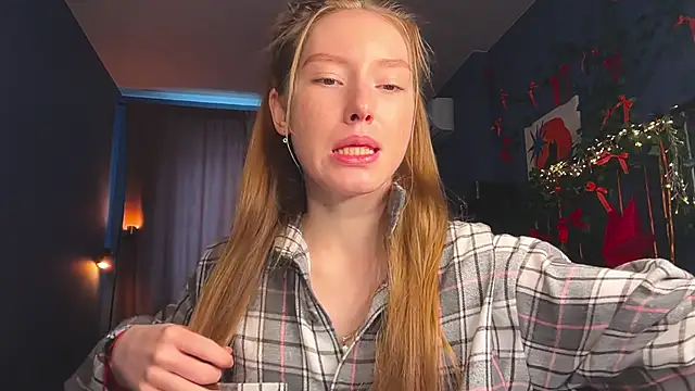 Snapshot of Anna_Kare chatting on March 4, 9:15 am Anna Kare online show from March 4, 9:15 am