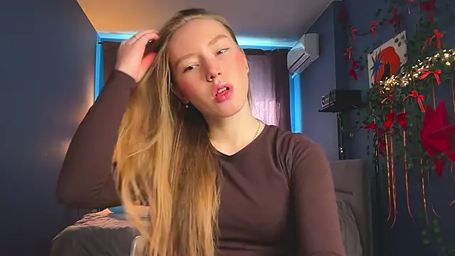 Anna Kare online show from March 12, 7:25 am