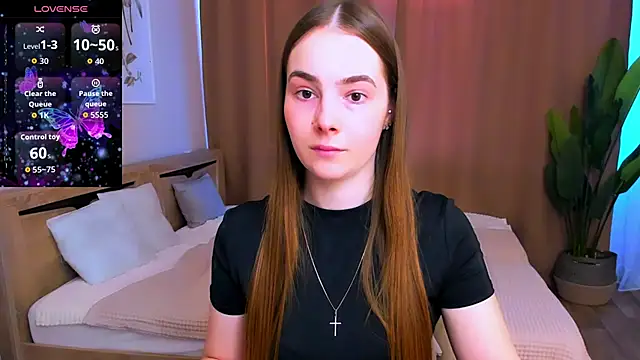 Maddy Wood  online show from March 18, 2:53 pm