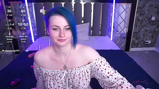 AlisaGracee online show from June 4, 5:35 am
