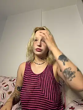 urlittlebaby666 online show from February 27, 7:25 pm