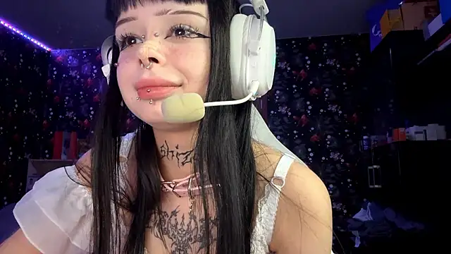 Snapshot of Luna_Sohotti chatting on March 4, 3:29 pm Luna Sohotti online show from March 4, 3:29 pm