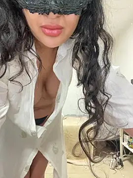 katy nour online show from April 22, 5:36 pm