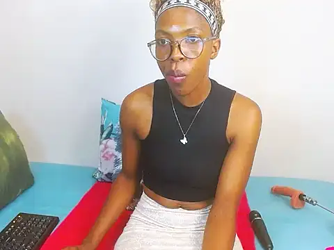 ChocoSlenderXXX online show from April 11, 1:15 pm