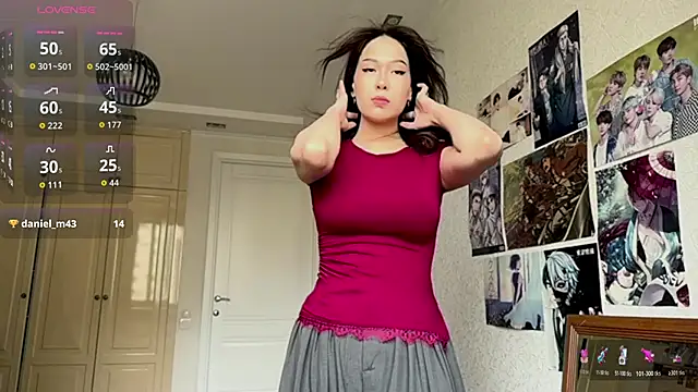 HannaOreo online show from June 29, 8:42 am
