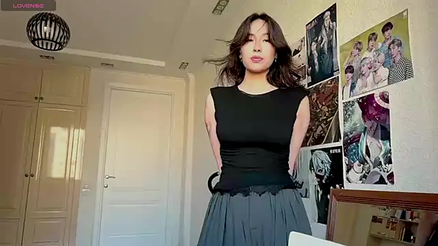 HannaOreo online show from July 15, 9:03 am