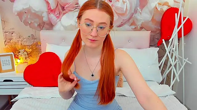 TinaHarp online show from February 21, 9:10 am