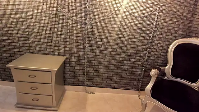 hillary bigbutt online show from April 11, 6:01 pm