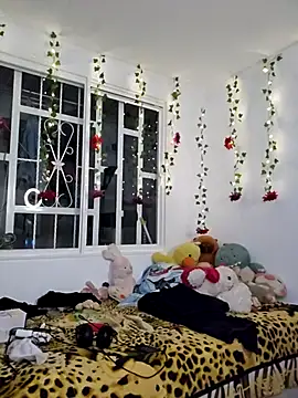 IncognitoLive1 online show from March 11, 8:20 am