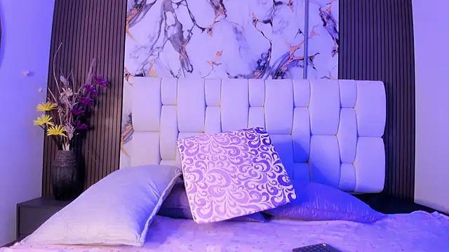 alisstarr online show from April 15, 11:28 am