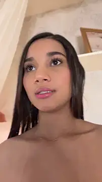 AlessiaVallmont online show from April 15, 7:58 pm