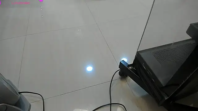 Mia Bailey  online show from April 17, 3:09 am