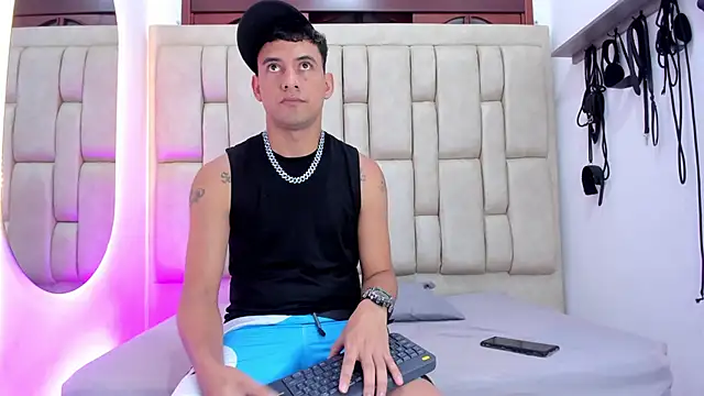 STEVEN OS online show from June 17, 7:15 pm