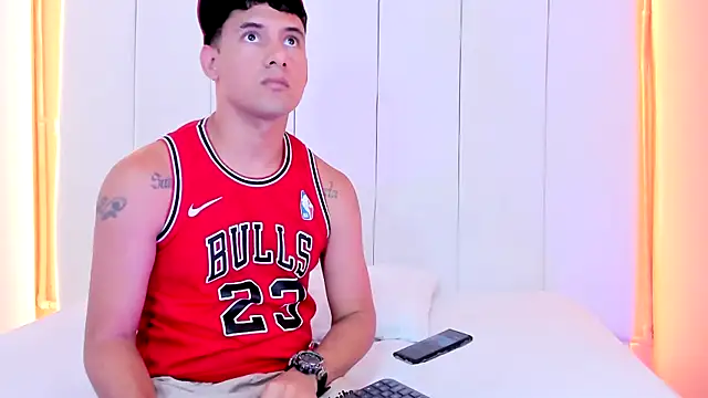 STEVEN OS online show from June 26, 7:51 pm
