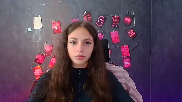 KissMeJulia online show from July 24, 5:49 am
