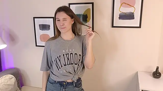 Snapshot of Mili_Gernat chatting on February 26, 8:24 am Mili Gernat online show from February 26, 8:24 am