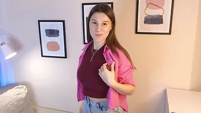 Snapshot of Mili_Gernat chatting on March 1, 9:22 am Mili Gernat online show from March 1, 9:22 am