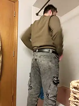 LargeLith online show from March 25, 9:10 pm