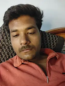 Snapshot of Cummt_boy chatting on February 19, 12:12 pm Cummt boy online show from February 19, 12:12 pm