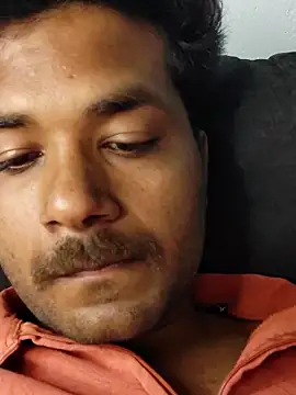 Snapshot of Cummt_boy chatting on February 21, 12:06 pm Cummt boy online show from February 21, 12:06 pm