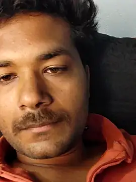 Snapshot of Cummt_boy chatting on February 22, 3:18 am Cummt boy online show from February 22, 3:18 am