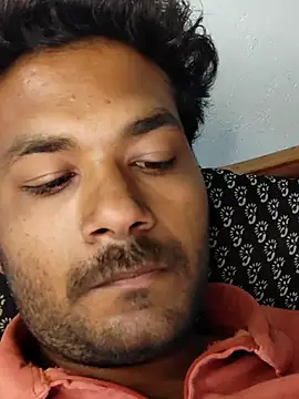 Snapshot of Cummt_boy chatting on February 26, 10:36 am Cummt boy online show from February 26, 10:36 am