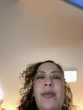 Snapshot of Elisabeth-rodriguez chatting on April 1, 7:33 pm Elisabeth-rodriguez online show from April 1, 7:33 pm