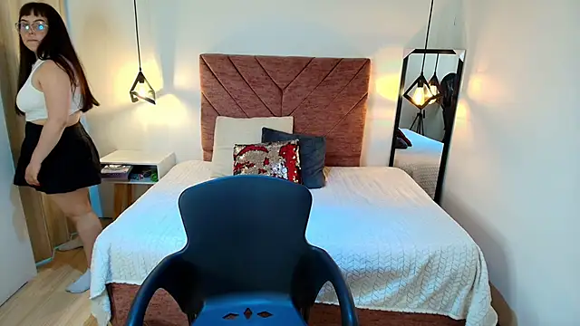 Snapshot of Sofi_Blake__ chatting on February 19, 1:07 pm Sofi Blake online show from February 19, 1:07 pm